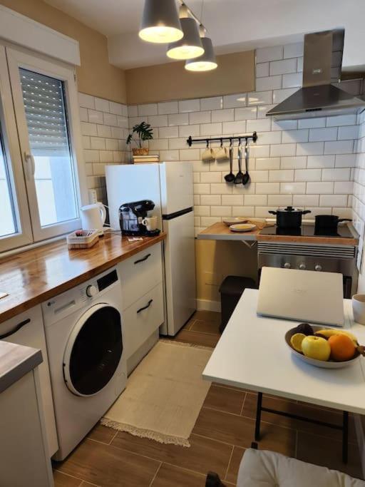 Moderno Apartamento Cerca Del Centro En ليون المظهر الخارجي الصورة